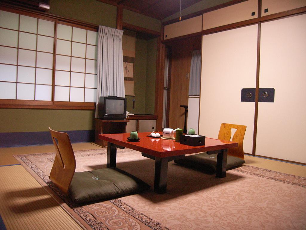 Charoku Honkan Miyazu Habitación foto